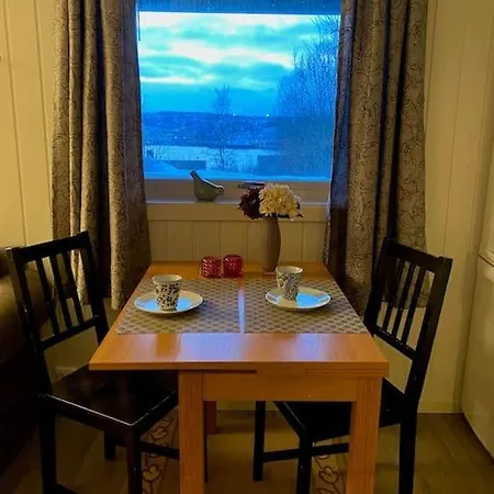 Ett-roms Leilighet I Tromsdalen Lejlighed